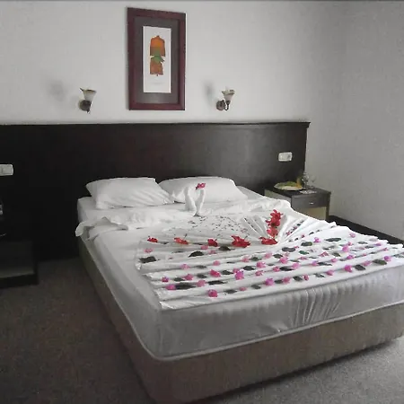 Nar Otel